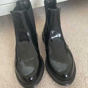 Dr. Martens Womens Flora Chelsea Boot